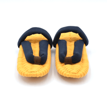 画像をギャラリービューアに読み込む, 甲ストラップ布ぞうり / ヤマブキ