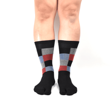 Load images into the gallery viewer,Square Pattern Tabi Crew Socks