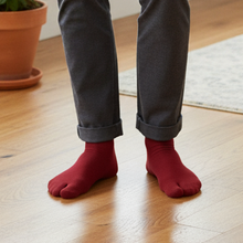 Load images into the gallery viewer,100% cotton outer thread Basic tabi crew socks