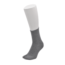 Load images into the gallery viewer,100% cotton surface thread, basic tabi low crew socks